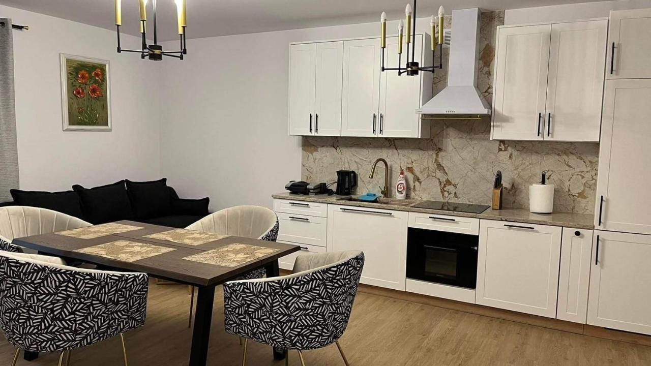 Apartment Zloty 4 *
